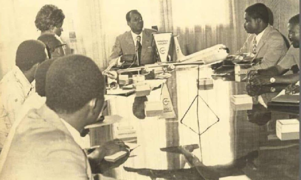 C'était sans compter avec les méthodes de travail d'Ahidjo