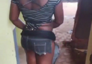 Une Policiere Prise En Flagrant Delit