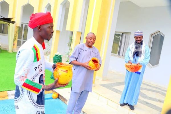 Rituels chez Bayero Fadil