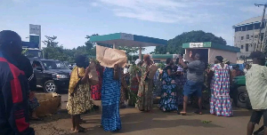 Ils bloquent la route reliant le Mile 17 à Mutengene