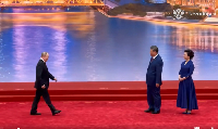 Tapis rouge pour Poutine en Chine