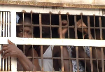 Sérieux affrontement entre prisonniers et les 50 policiers jetés à Kondengui pour vol
