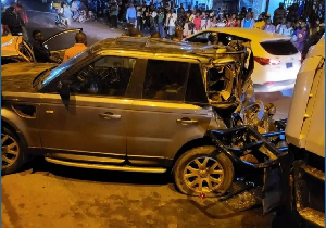 ACCIDENT ECHANGEUR OLEMBE 01