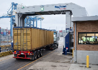 Le contrat signé le 2 mars 2015 confie à SGS le scanning des conteneurs au Port Autonome de Douala