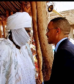 [Arrêt sur image] — Quand le nouveau président du Sénat recevait Franck Biya : une photo qui parle d'elle-même