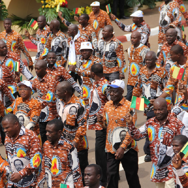 Des militants du RDPC