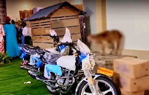 Des Motos Dans La Liste Du Toquer Porte