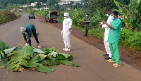 Après constat, le corps a été remis à la Commune de Bayangam pour inhumation