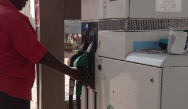 Vue d'une station service