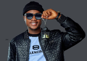 Du côté de l’artiste, l’accent serait désormais mis sur les études