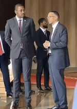 Etoudi:  Arsène Onana frappe un grand coup avec le futur Vice-Président