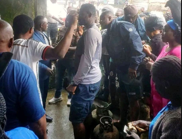 Cet incident reflète la frustration croissante des Camerounais ordinaires