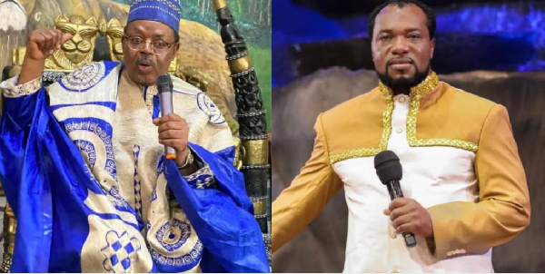 Il a invité un groupe de pasteurs dans le village qui ont déterré la pierre angulaire ancestrale