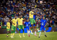 Aller : 1-1 à Yaoundé. Retour : 0-0 à Kigali. À égalité au total, le but marqué au Cameroun avantage