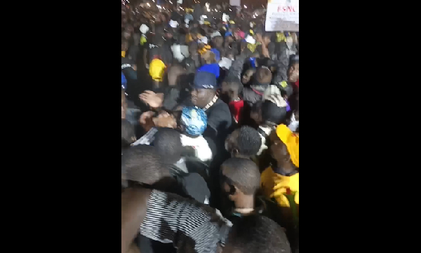 Le meeting historique de Tchiroma à Douala