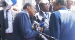 Yaoundé : Paul Biya lâche une bombe à sa sortie du bureau de vote