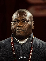 David Pagou: De professeur d'EPS relégué dans un village reculé à sélectionneur des Lions Indomptables :