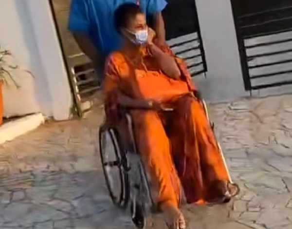 Aucune femme ne mérite de souffrir autant - Coco Émilia