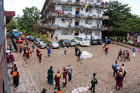 Une sortie dénonciatrice