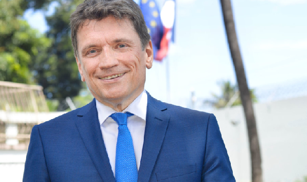 Sylvain Riquier f