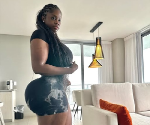 Une Fille Reconnait Son Erreur