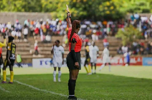 Une Arbitre Camerounaise