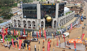 La cérémonie a lieu ce mercredi 13 mai 2026 à Yaoundé en présence du président de la CAF