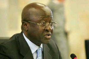Jean Pierre Biyiti Bi Essam, ancien membre du gouvernement et haut cadre de l'administration camerou