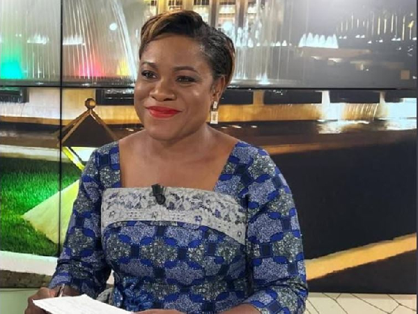 Avant sa nomination elle y occupait le poste de correspondante parlementaire en chef pour la CRTV