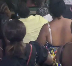 Femmes Colere Pere De Famille