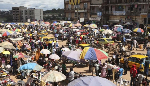 Douala : une trentaine de microbes débarquent à l’improviste, débandade dans le coin (vidéo)
