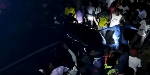Prado noire et foule: 'Embouteillage' à Vision4, lors du départ de Croqueuse de diamant (vidéo)