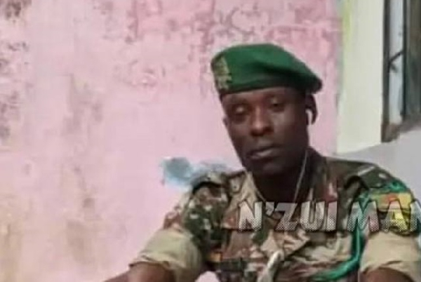Soldat à terre