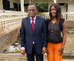 Maurice Kamto tombe dans le piège d'une jolie demoiselle