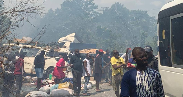 Le bilan provisoire de ce nouvel accident fait état de cinq morts et de plusieurs blessés