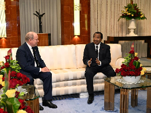 Paul Biya Et Le Prince Albert Ii De Monaco.jpeg