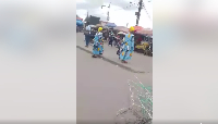 des militants du RDPC hués dans les rues à Douala