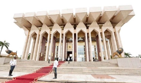 Paul Biya écrit une lettre à Christine Kangaloo