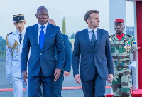 Macron au Gabon pour une visite de deux jours