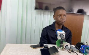 Waate Matanga, âgé de 16 ans seulement