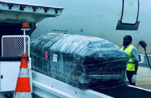 Cadavre Dans Un Emballage