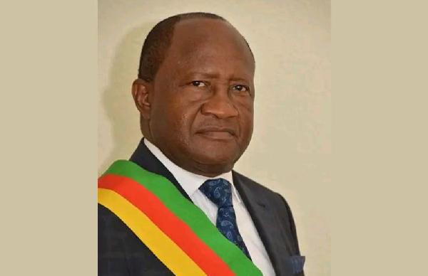 Il succède contre toute attente à Cavaye Yeguie Djibril