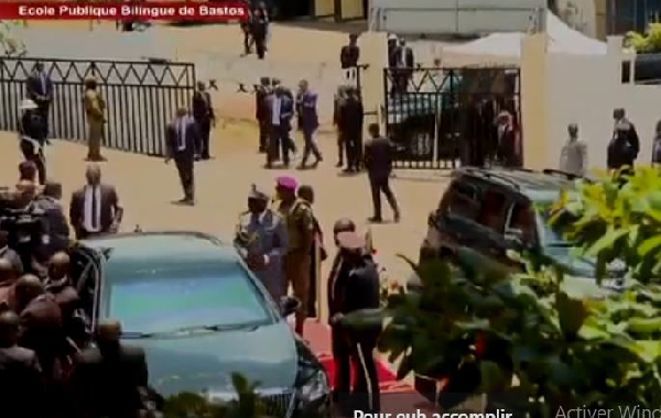 Paul Biya a voté à Bastos