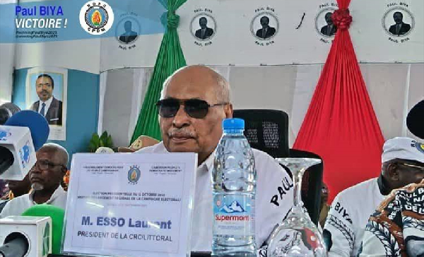 Le ministre d'Etat Laurent Esso en campagne pour Biya