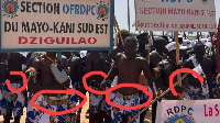 Desmilitaires portant des pagnes RDPC