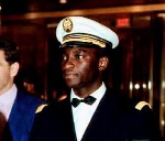 'Séparez-vous monsieur le président' : comment l'aide de camp a sauvé Biya lors du coup d'État de 84 'Séparez-vous monsieur le président' : comment l'aide de camp a sauvé Biya lors du coup d'État de 84