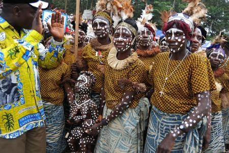 Les gardiens de la traditions du peuple Sawa