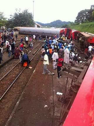 Packed passenger train derails in Eseka